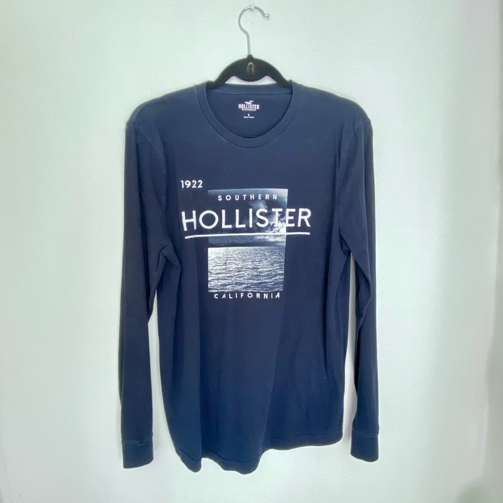 3️⃣/$1️⃣5️⃣ Hollister Longsleeve